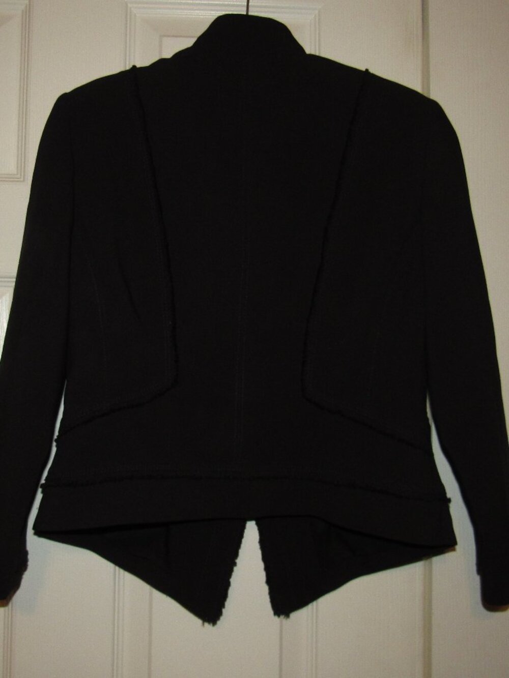 White House Size 4 Black Zipper Jacket Designer Details Padded Shoulders - Picture 3 of 7